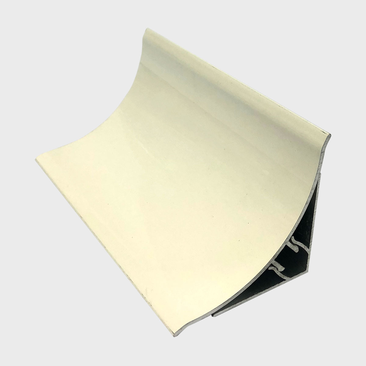 Coving (PCW) & Coving Angel (MF) x 6.1m — Aluminium Fittings